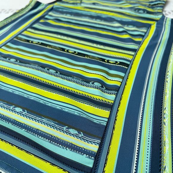 Royal Robbins Green Blue Striped Sleeveless Performance Hiking Activewear Tank - Picture 7 of 9